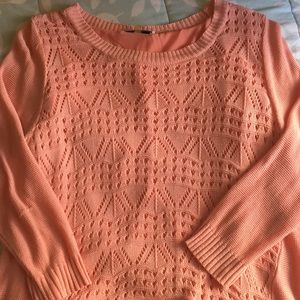 SALMON CORAL LONG LIGHT SWEATER BUTTON BACK